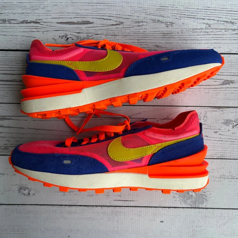 Nike waffle one